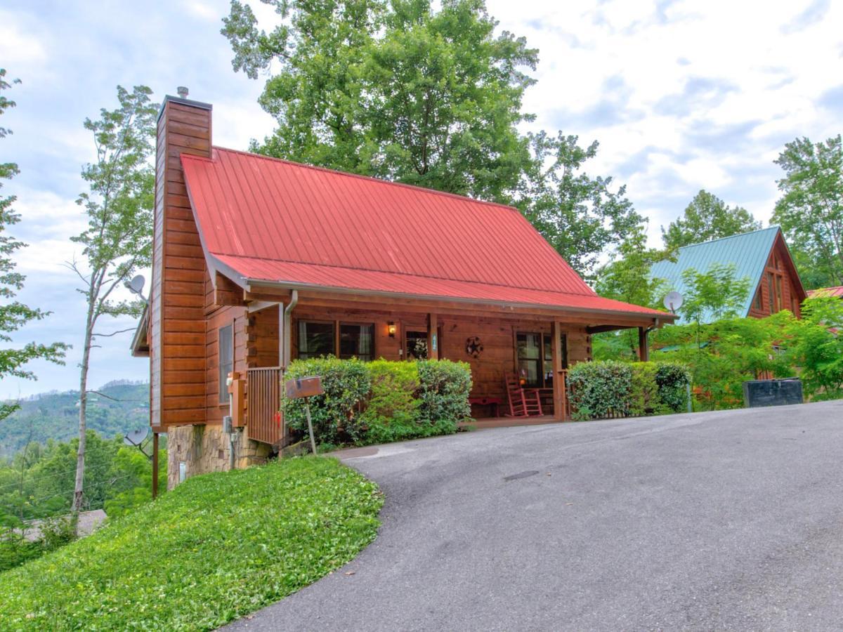 Bear Tracks, 2 Bedrooms, Hot Tub, Fireplace, Wifi, Jetted Tub, Sleeps 6 개틀린버그 외부 사진